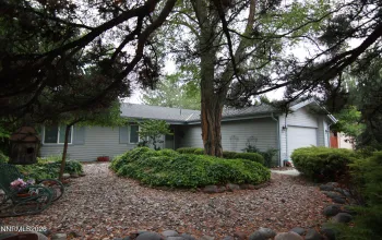 6312 Meadow Creek, Reno, Nevada 89519, 3 Bedrooms Bedrooms, ,2 BathroomsBathrooms,Residential,Residential,Meadow Creek,0,260008923