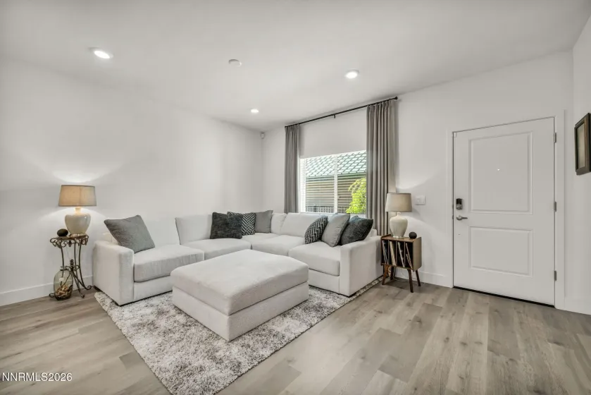 5882 Grand Row, Reno, Nevada 89523, 3 Bedrooms Bedrooms, ,3 BathroomsBathrooms,Residential,Residential,Grand Row,0,260008926