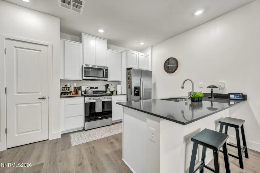 5882 Grand Row, Reno, Nevada 89523, 3 Bedrooms Bedrooms, ,3 BathroomsBathrooms,Residential,Residential,Grand Row,0,260008926