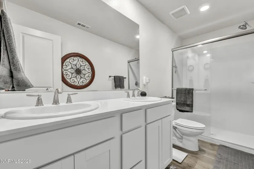 5882 Grand Row, Reno, Nevada 89523, 3 Bedrooms Bedrooms, ,3 BathroomsBathrooms,Residential,Residential,Grand Row,0,260008926