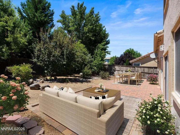 550 Little Sorrel, Reno, Nevada 89521, 4 Bedrooms Bedrooms, ,3 BathroomsBathrooms,Residential,Residential,Little Sorrel,0,260008929