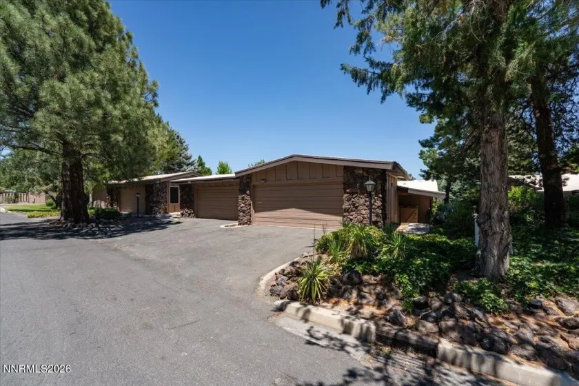 176 Lake Glen Dr, Carson City, Nevada 89703, 2 Bedrooms Bedrooms, ,2 BathroomsBathrooms,Residential,Residential,Lake Glen Dr,0,260008943