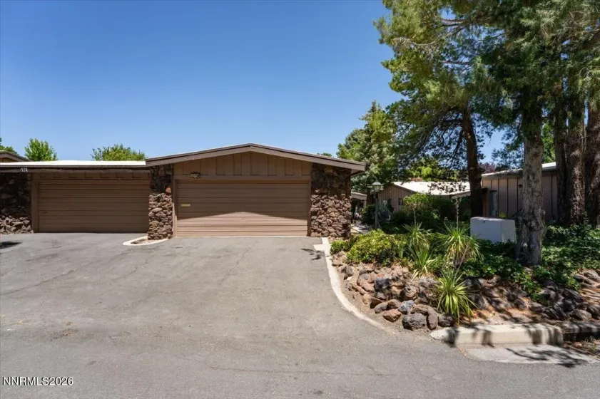 176 Lake Glen Dr, Carson City, Nevada 89703, 2 Bedrooms Bedrooms, ,2 BathroomsBathrooms,Residential,Residential,Lake Glen Dr,0,260008943