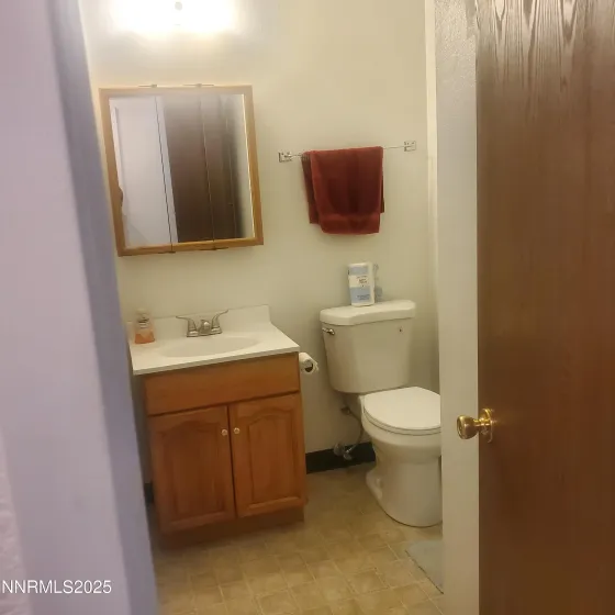 104 F, Hawthorne, Nevada 89415, 3 Bedrooms Bedrooms, ,2 BathroomsBathrooms,Residential,Residential,F,0,250057777