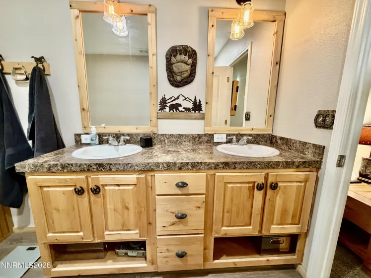 7990 Sunset, Winnemucca, Nevada 89445, 4 Bedrooms Bedrooms, ,2 BathroomsBathrooms,Residential,Residential,Sunset,0,260008930