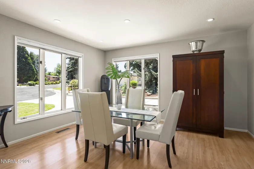 1505 Krupp, Reno, Nevada 89509, 4 Bedrooms Bedrooms, ,3 BathroomsBathrooms,Residential,Residential,Krupp,0,260008932