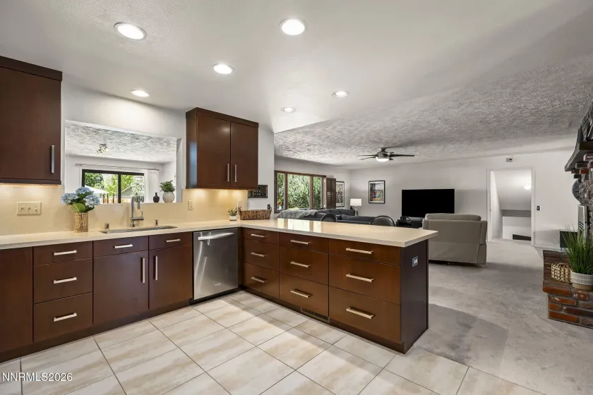 1505 Krupp, Reno, Nevada 89509, 4 Bedrooms Bedrooms, ,3 BathroomsBathrooms,Residential,Residential,Krupp,0,260008932