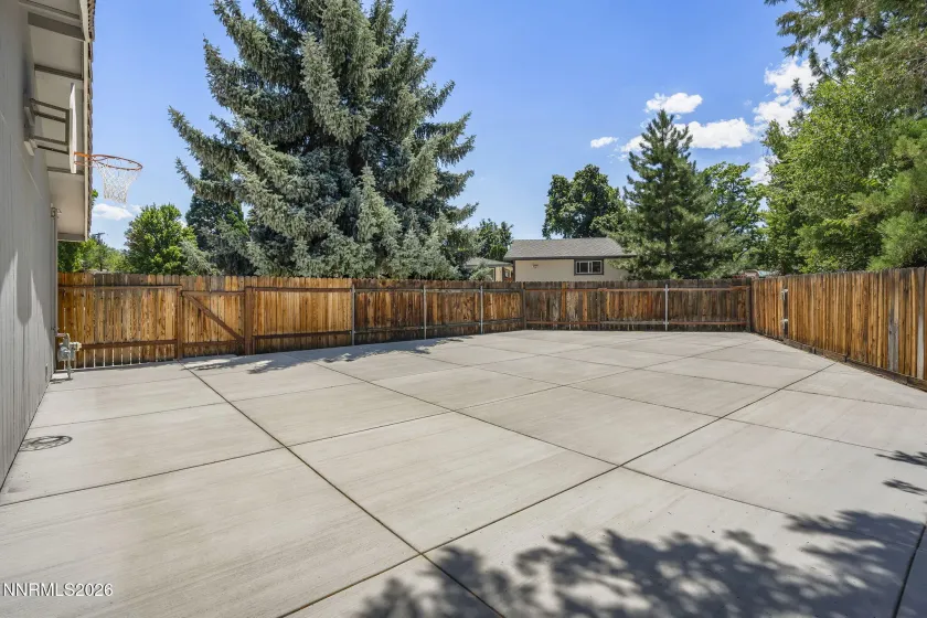 1505 Krupp, Reno, Nevada 89509, 4 Bedrooms Bedrooms, ,3 BathroomsBathrooms,Residential,Residential,Krupp,0,260008932