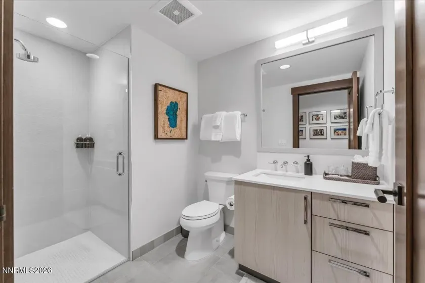 17 Beach Club, Stateline, Nevada 89449, 3 Bedrooms Bedrooms, ,3 BathroomsBathrooms,Residential,Residential,Beach Club,0,260008940