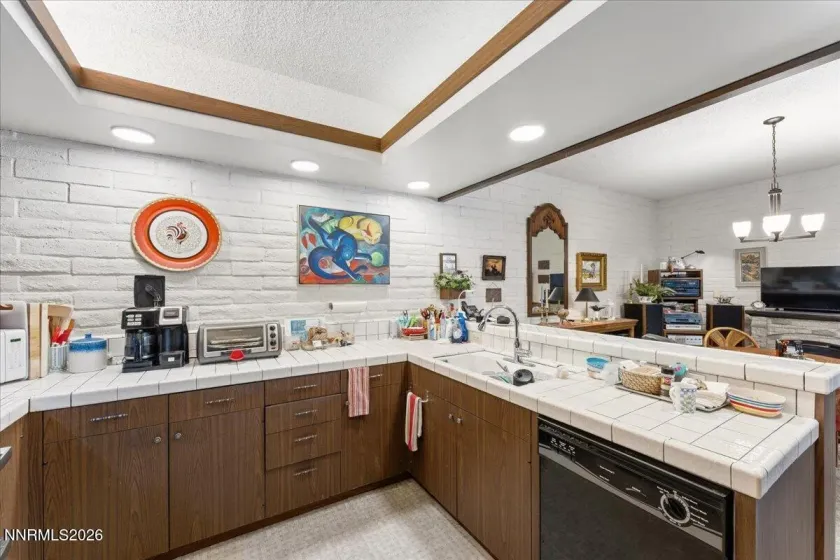 1200 Riverside, Reno, Nevada 89503, 2 Bedrooms Bedrooms, ,2 BathroomsBathrooms,Residential,Residential,Riverside,0,260008941