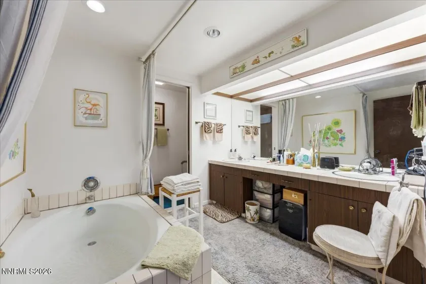 1200 Riverside, Reno, Nevada 89503, 2 Bedrooms Bedrooms, ,2 BathroomsBathrooms,Residential,Residential,Riverside,0,260008941