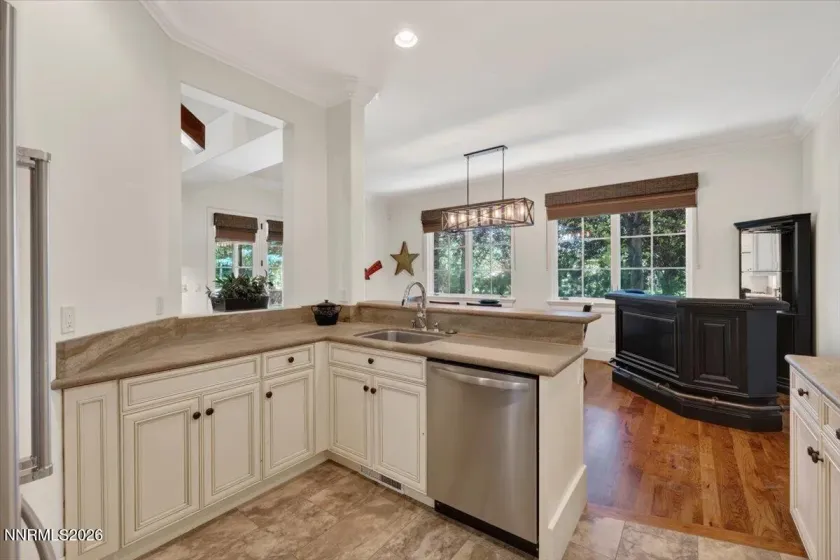 6340 Fleur, Reno, Nevada 89511, 3 Bedrooms Bedrooms, ,3 BathroomsBathrooms,Residential,Residential,Fleur,0,260008937