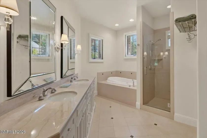 6340 Fleur, Reno, Nevada 89511, 3 Bedrooms Bedrooms, ,3 BathroomsBathrooms,Residential,Residential,Fleur,0,260008937