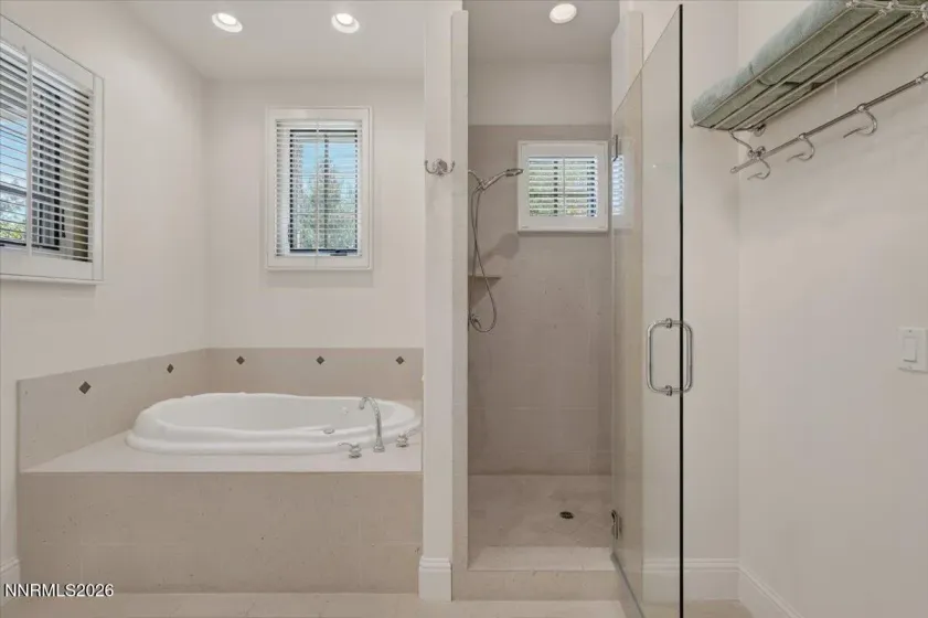 6340 Fleur, Reno, Nevada 89511, 3 Bedrooms Bedrooms, ,3 BathroomsBathrooms,Residential,Residential,Fleur,0,260008937