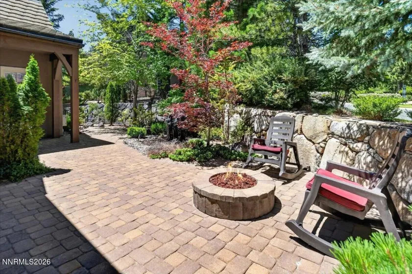 6340 Fleur, Reno, Nevada 89511, 3 Bedrooms Bedrooms, ,3 BathroomsBathrooms,Residential,Residential,Fleur,0,260008937