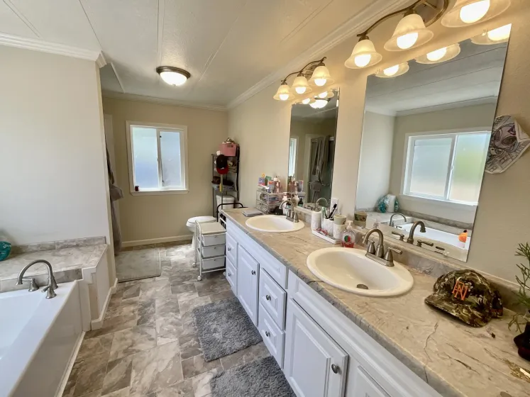 32 Cabernet Parkway, Reno, Nevada 89512, 3 Bedrooms Bedrooms, 12 Rooms Rooms,2 BathroomsBathrooms,Manufactured,Residential,Cabernet,0,260008954