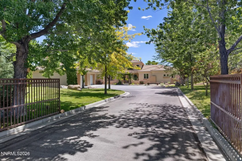 1750 Del Monte, Reno, Nevada 89511, 5 Bedrooms Bedrooms, ,6 BathroomsBathrooms,Residential,Residential,Del Monte,0,260008965