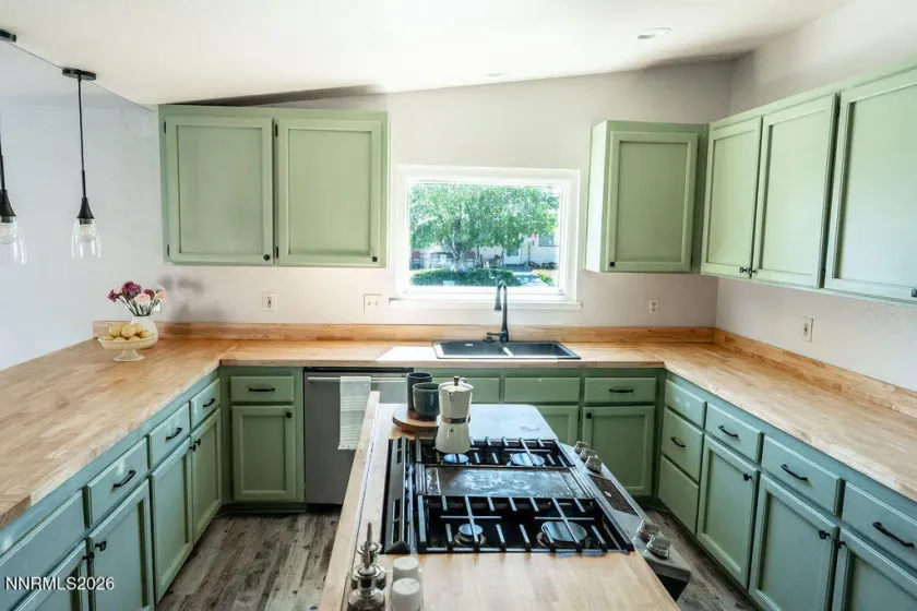 1192 Slide Mountain, Carson City, Nevada 89706, 3 Bedrooms Bedrooms, ,2 BathroomsBathrooms,Residential,Residential,Slide Mountain,0,260008966