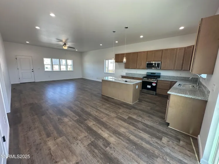 1848 Fort Sutter, Fernley, Nevada 89408, 3 Bedrooms Bedrooms, ,3 BathroomsBathrooms,Residential,Residential,Fort Sutter,0,260008969