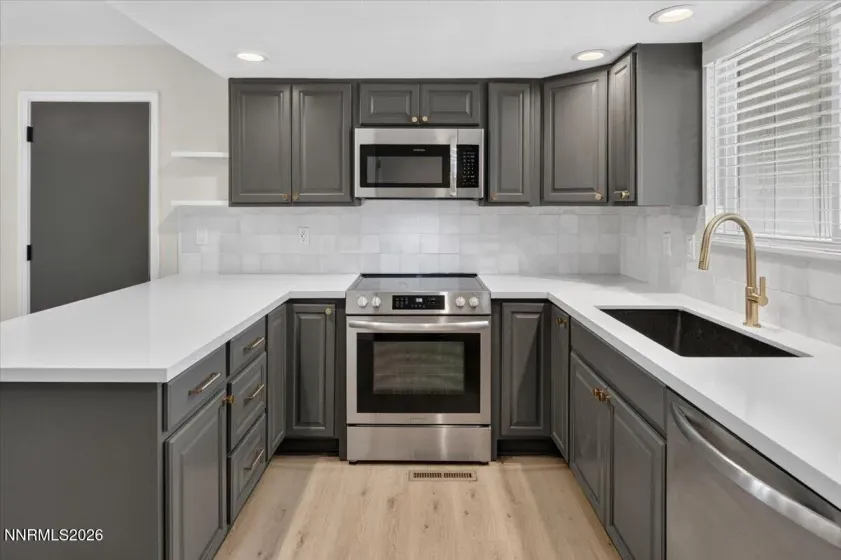 583 Marta, Reno, Nevada 89503, 3 Bedrooms Bedrooms, ,1 BathroomBathrooms,Residential,Residential,Marta,0,260008974