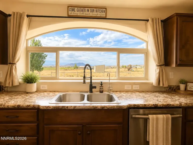 4755 Saddlehorn, Winnemucca, Nevada 89445, 3 Bedrooms Bedrooms, ,3 BathroomsBathrooms,Residential,Residential,Saddlehorn,0,260008983