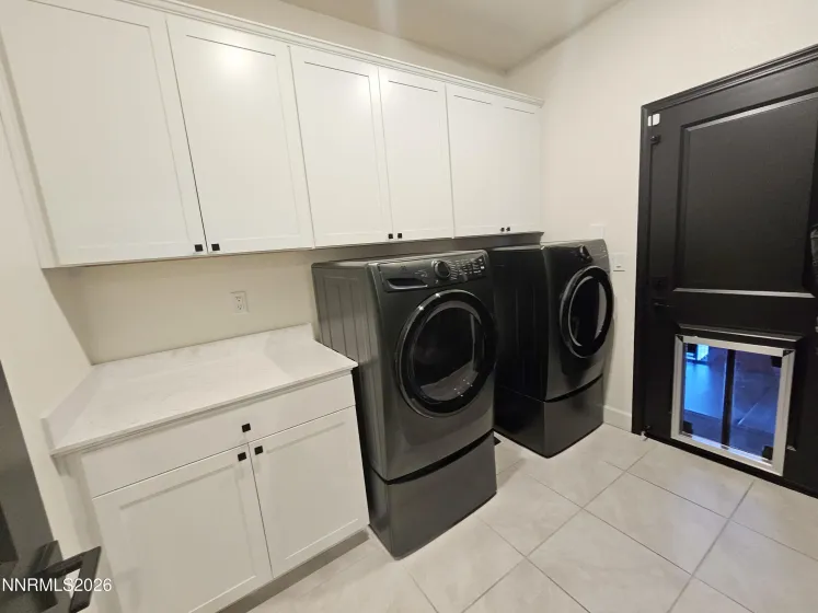 6388 Red Stable, Sparks, Nevada 89436, 4 Bedrooms Bedrooms, ,3 BathroomsBathrooms,Residential,Residential,Red Stable,0,260008985