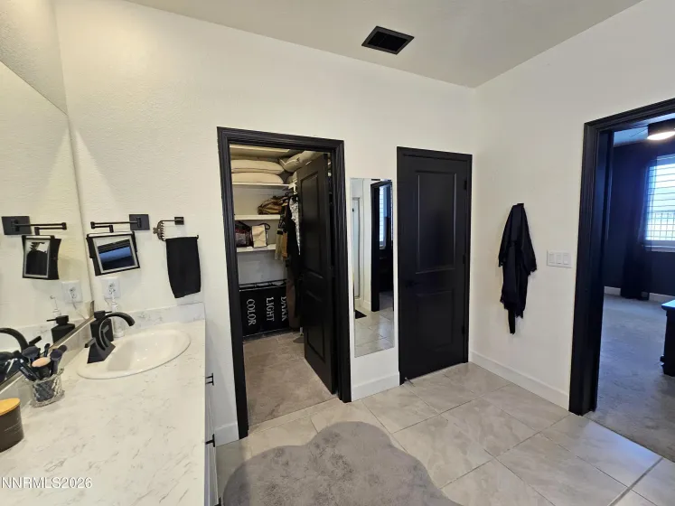 6388 Red Stable, Sparks, Nevada 89436, 4 Bedrooms Bedrooms, ,3 BathroomsBathrooms,Residential,Residential,Red Stable,0,260008985