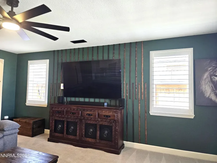 6388 Red Stable, Sparks, Nevada 89436, 4 Bedrooms Bedrooms, ,3 BathroomsBathrooms,Residential,Residential,Red Stable,0,260008985