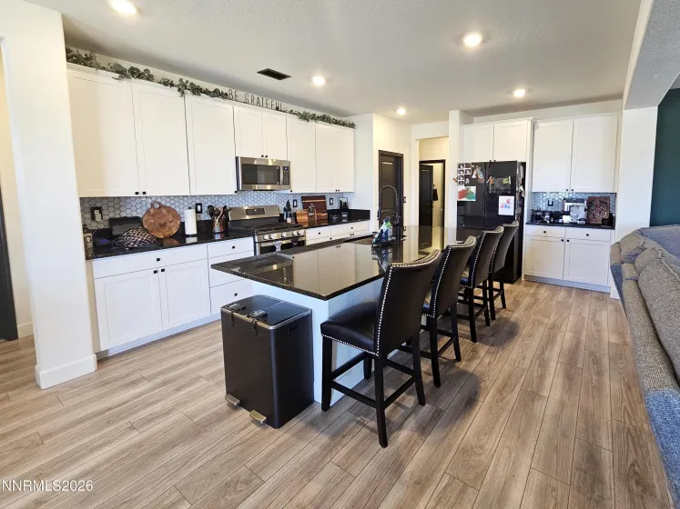 6388 Red Stable, Sparks, Nevada 89436, 4 Bedrooms Bedrooms, ,3 BathroomsBathrooms,Residential,Residential,Red Stable,0,260008985