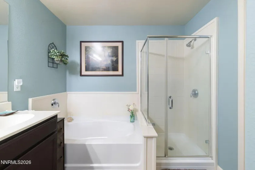 17000 Wedge, Reno, Nevada 89511, 3 Bedrooms Bedrooms, ,2 BathroomsBathrooms,Residential,Residential,Wedge,0,260008989