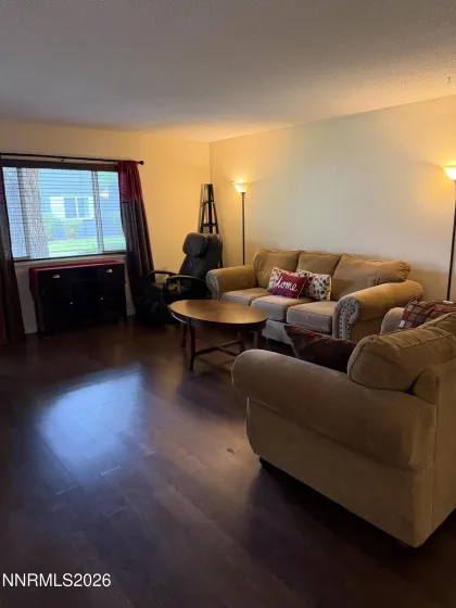 1940 4th, Sparks, Nevada 89431, 2 Bedrooms Bedrooms, ,1 BathroomBathrooms,Residential,Residential,4th,0,260008999