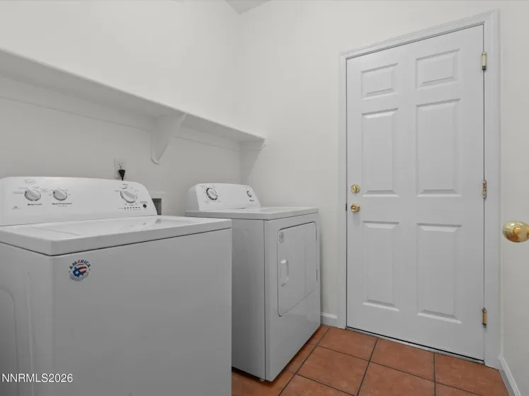 10472 Gold Trail, Reno, Nevada 89521, 2 Bedrooms Bedrooms, ,2 BathroomsBathrooms,Residential,Residential,Gold Trail,0,260009009