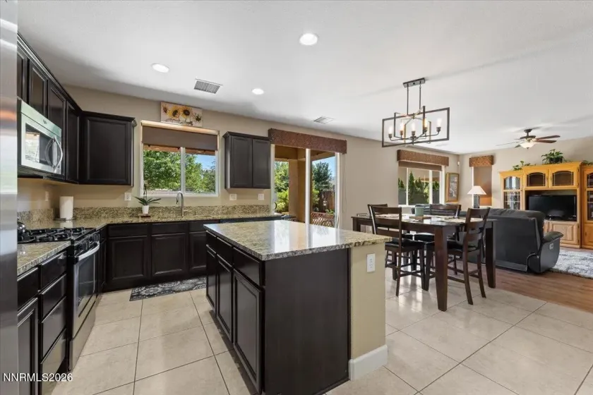 1860 Braemore, Reno, Nevada 89521, 3 Bedrooms Bedrooms, ,3 BathroomsBathrooms,Residential,Residential,Braemore,0,260009010