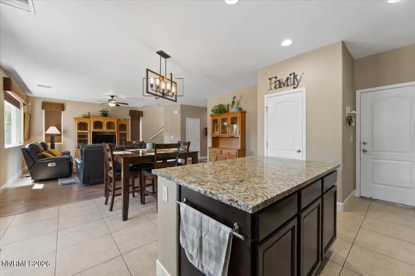 1860 Braemore, Reno, Nevada 89521, 3 Bedrooms Bedrooms, ,3 BathroomsBathrooms,Residential,Residential,Braemore,0,260009010