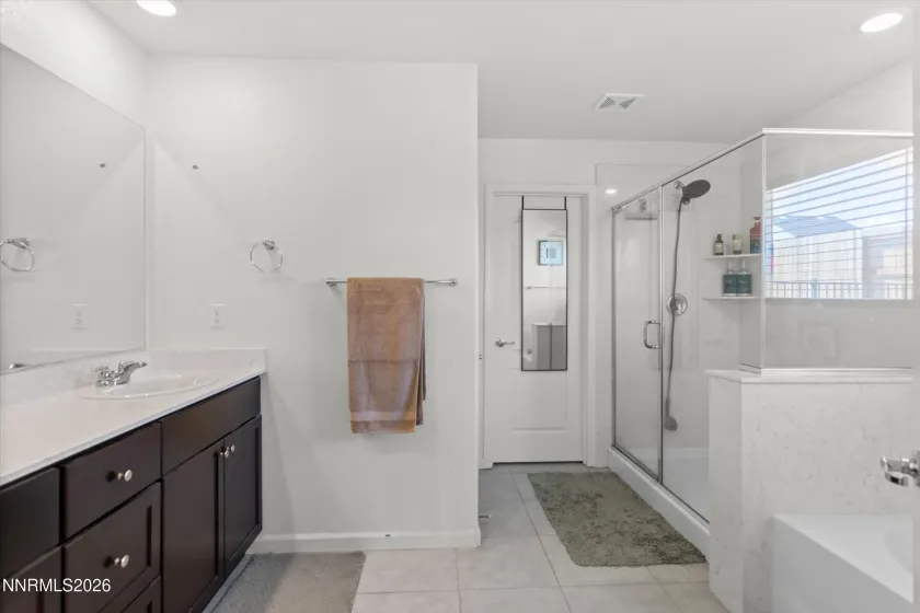 Primary bath
