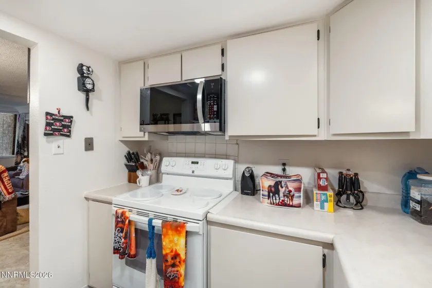 111 Vista Rafael, Reno, Nevada 89503, 2 Bedrooms Bedrooms, ,1 BathroomBathrooms,Residential,Residential,Vista Rafael,0,260009013