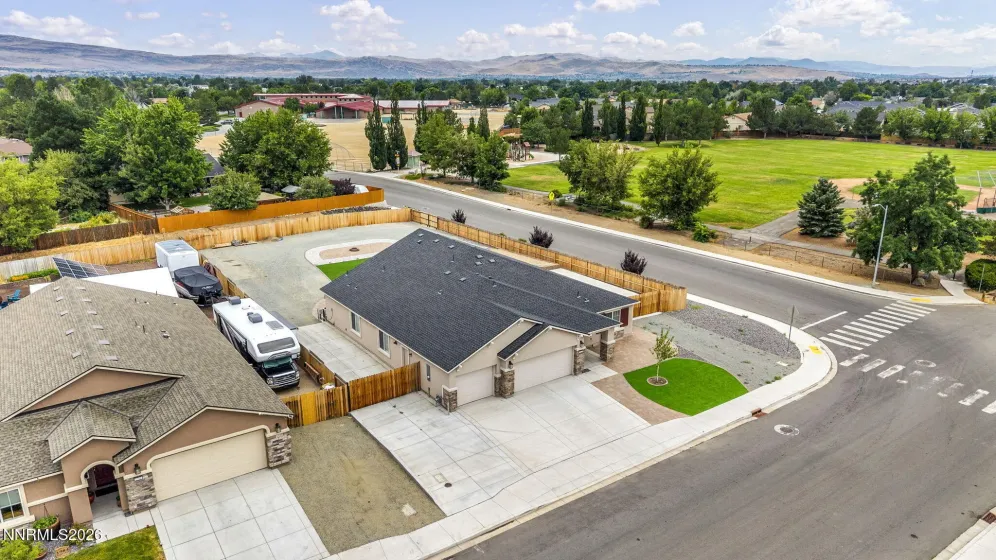 1980 Lanstar, Sparks, Nevada 89441, 4 Bedrooms Bedrooms, ,3 BathroomsBathrooms,Residential,Residential,Lanstar,0,260009018