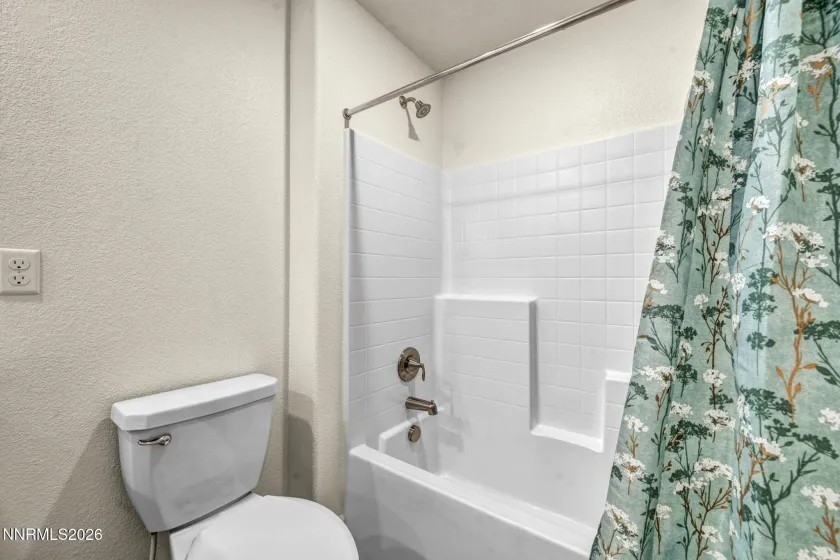 1980 Lanstar, Sparks, Nevada 89441, 4 Bedrooms Bedrooms, ,3 BathroomsBathrooms,Residential,Residential,Lanstar,0,260009018