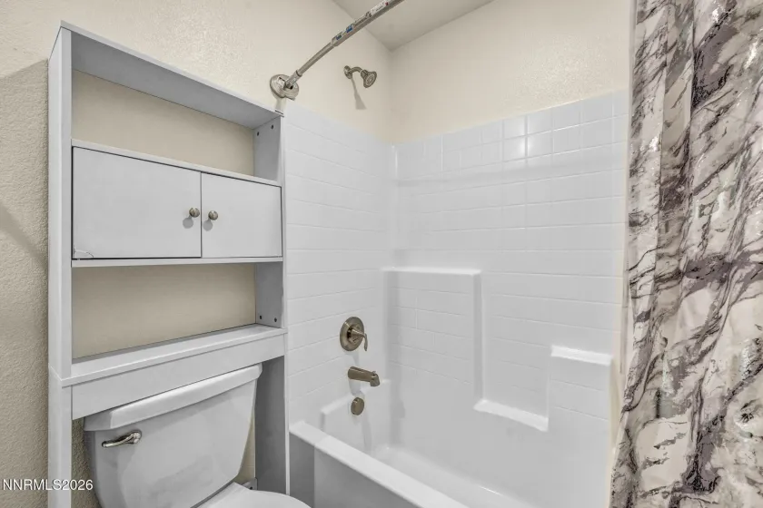 1980 Lanstar, Sparks, Nevada 89441, 4 Bedrooms Bedrooms, ,3 BathroomsBathrooms,Residential,Residential,Lanstar,0,260009018