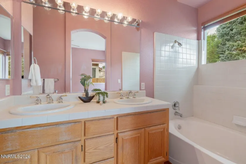 9658 Thunder Mountain, Reno, Nevada 89521, 4 Bedrooms Bedrooms, ,2 BathroomsBathrooms,Residential,Residential,Thunder Mountain,0,260009020