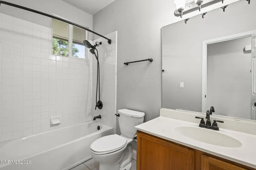 2811 Hawks View, Sparks, Nevada 89436, 4 Bedrooms Bedrooms, ,3 BathroomsBathrooms,Residential,Residential,Hawks View,0,260009024