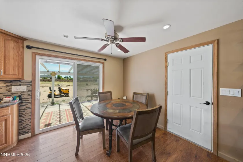1267 Esther, Minden, Nevada 89423, 2 Bedrooms Bedrooms, ,2 BathroomsBathrooms,Residential,Residential,Esther,0,260009030