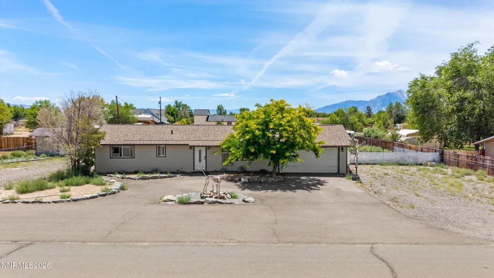 1267 Esther, Minden, Nevada 89423, 2 Bedrooms Bedrooms, ,2 BathroomsBathrooms,Residential,Residential,Esther,0,260009030