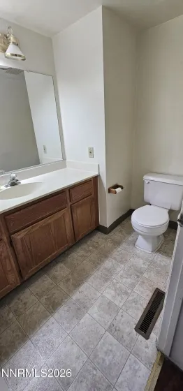 1618 Bluehaven, Sparks, Nevada 89434, 3 Bedrooms Bedrooms, ,3 BathroomsBathrooms,Residential,Residential,Bluehaven,0,260009029
