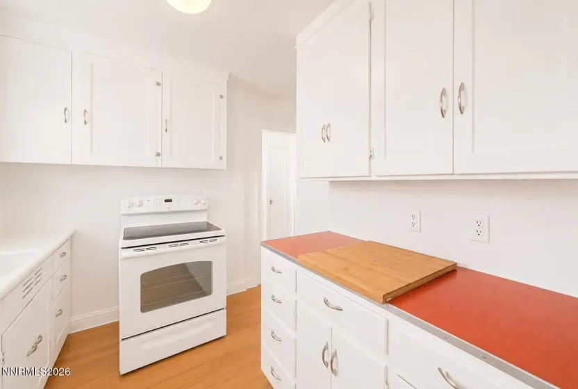443 Burns, Reno, Nevada 89502, 2 Bedrooms Bedrooms, ,1 BathroomBathrooms,Residential,Residential,Burns,0,260009035