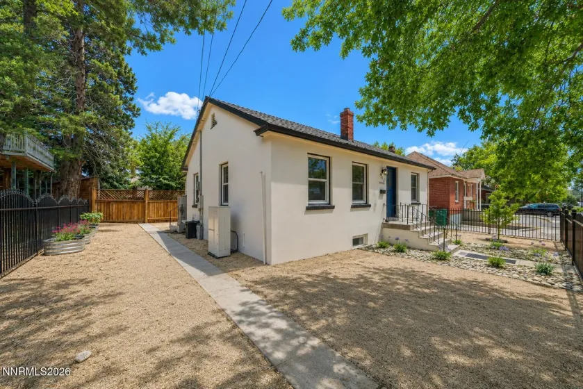443 Burns, Reno, Nevada 89502, 2 Bedrooms Bedrooms, ,1 BathroomBathrooms,Residential,Residential,Burns,0,260009035