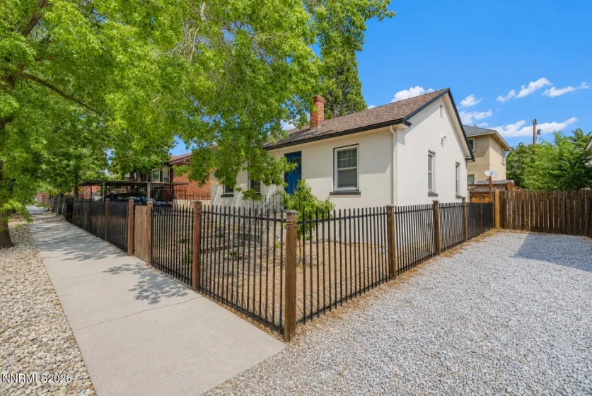 443 Burns, Reno, Nevada 89502, 2 Bedrooms Bedrooms, ,1 BathroomBathrooms,Residential,Residential,Burns,0,260009035