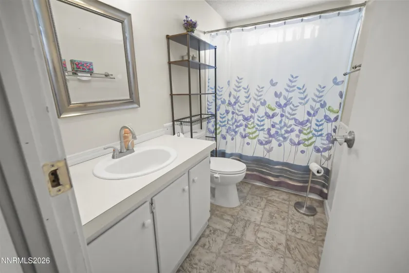 5020 White Oak, Silver Springs, Nevada 89429, 3 Bedrooms Bedrooms, ,2 BathroomsBathrooms,Residential,Residential,White Oak,0,260009037