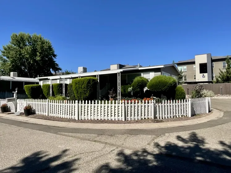 112 Hayes Circle, Reno, Nevada 89511, 3 Bedrooms Bedrooms, 12 Rooms Rooms,2 BathroomsBathrooms,Manufactured,Residential,Hayes,0,260009047