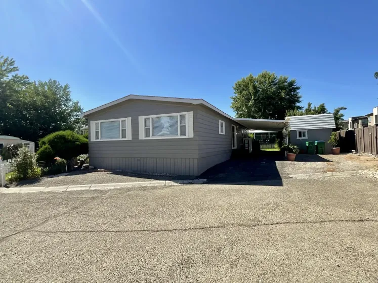 112 Hayes Circle, Reno, Nevada 89511, 3 Bedrooms Bedrooms, 12 Rooms Rooms,2 BathroomsBathrooms,Manufactured,Residential,Hayes,0,260009047
